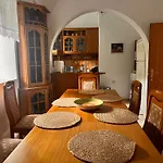 Thimjos & Ritas Guesthouse