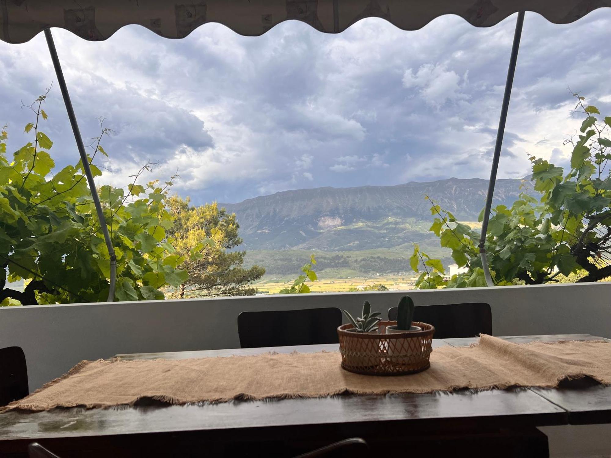Thimjos & Ritas Gjirokastra